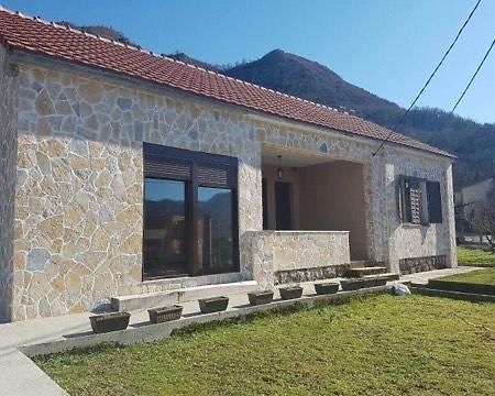 Holiday Home Ivana Virpazar Eksteriør bilde