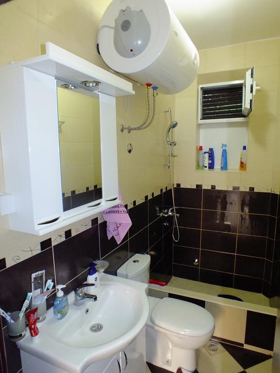 Holiday Home Ivana Virpazar Rom bilde